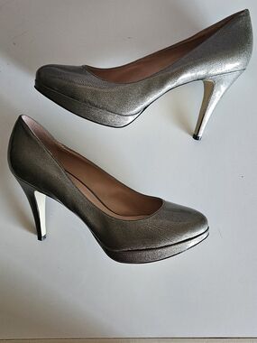 Enzo Angiolini Bronze Heels